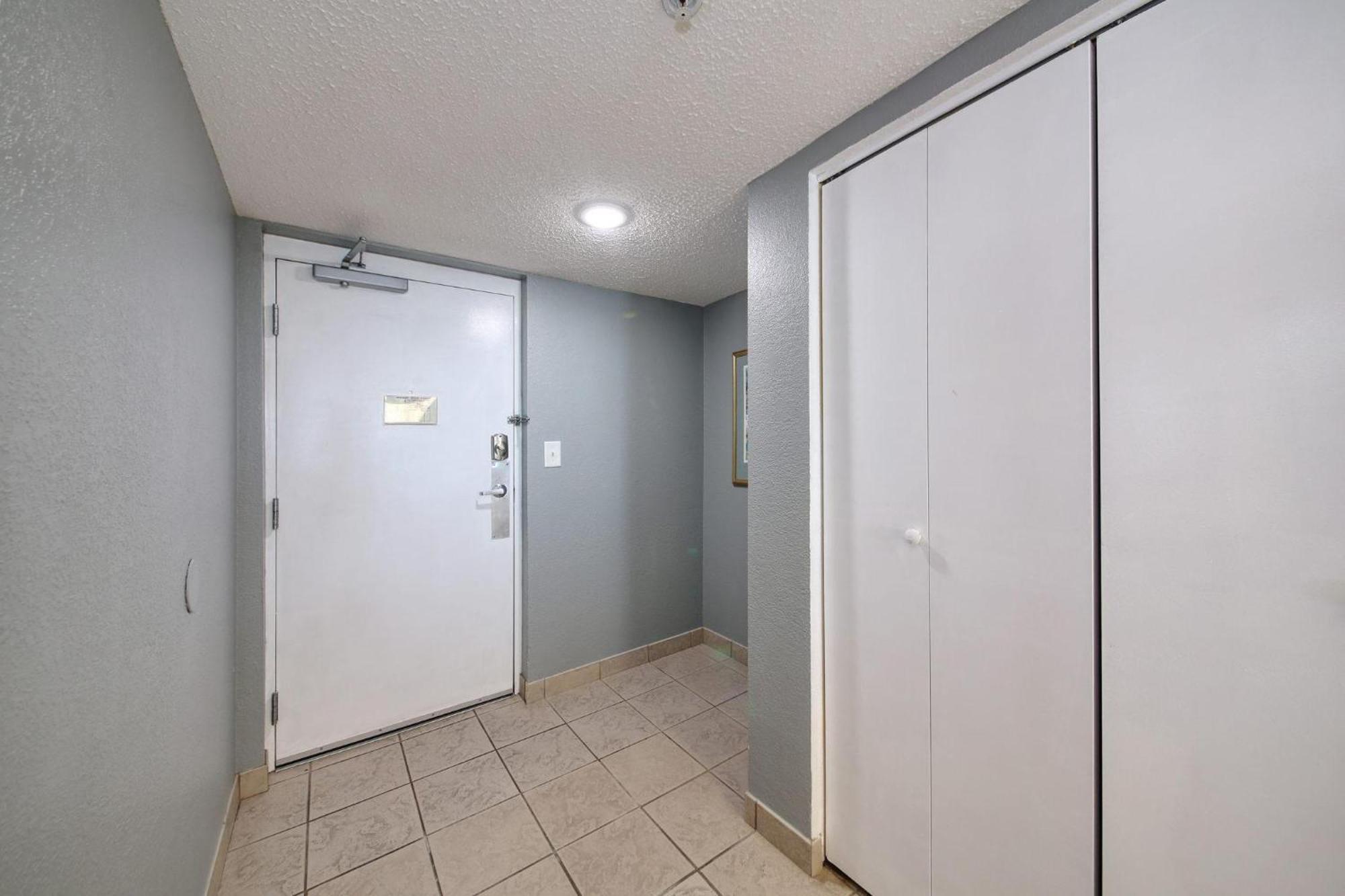 Vila 1604 N Ocean Blvd, 0906 - Ocean Front Sleeps 8 Myrtle Beach Exteriér fotografie